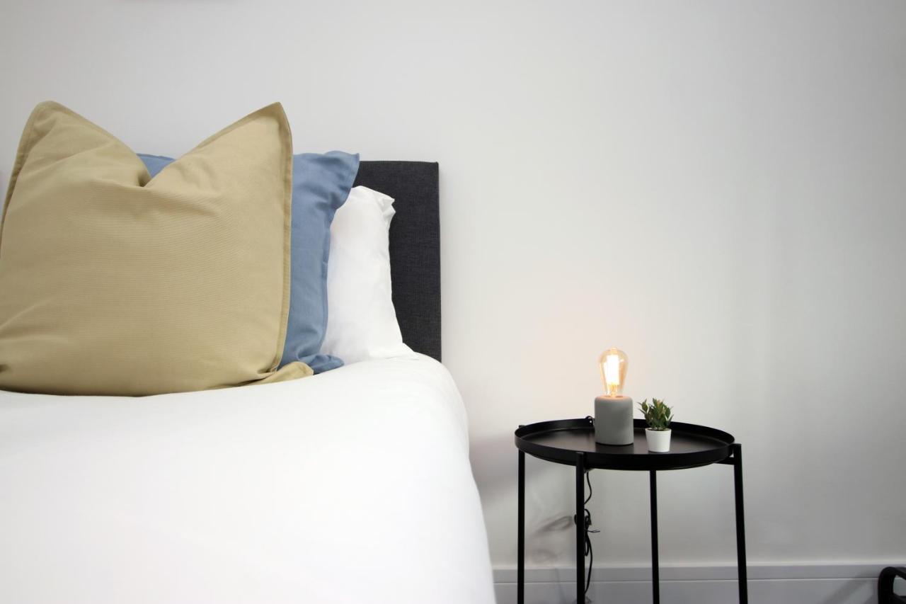 No 49 City Apartments, Perfect For Business And Leisure Stays, 10 Min Drive Into City Centre, Easy Access To Local Transport, 1Br And 2Br Available, Free Parking Cardiff Eksteriør bilde